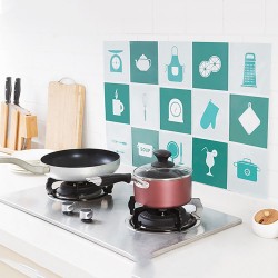 Запазете кухнята чиста с Kitchen Anti-Oil Фолио 75х45 см.