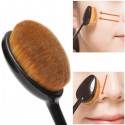 ПРОФЕСИОНАЛНА ОВАЛНА ЧЕТКА ЗА ГРИМ PRO OVAL BRUSH