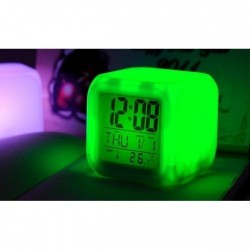 Светещ стаен LED часовник със 7 цвята