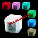 Светещ стаен LED часовник със 7 цвята